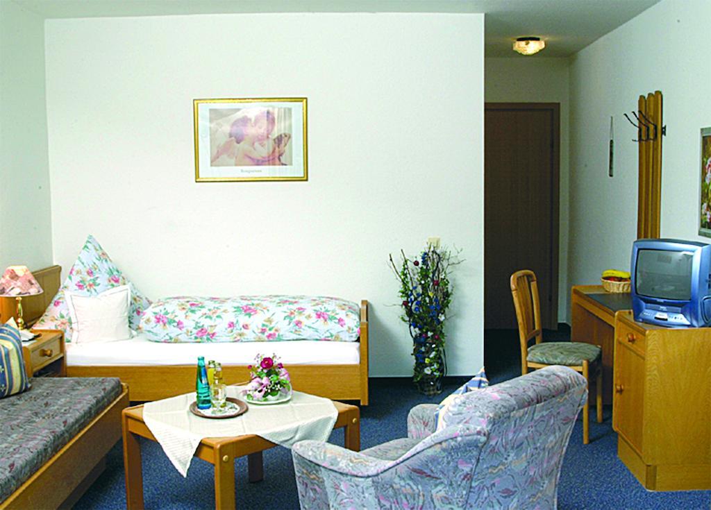 Hotel Garni Hubertushof Bad Füssing Habitación foto